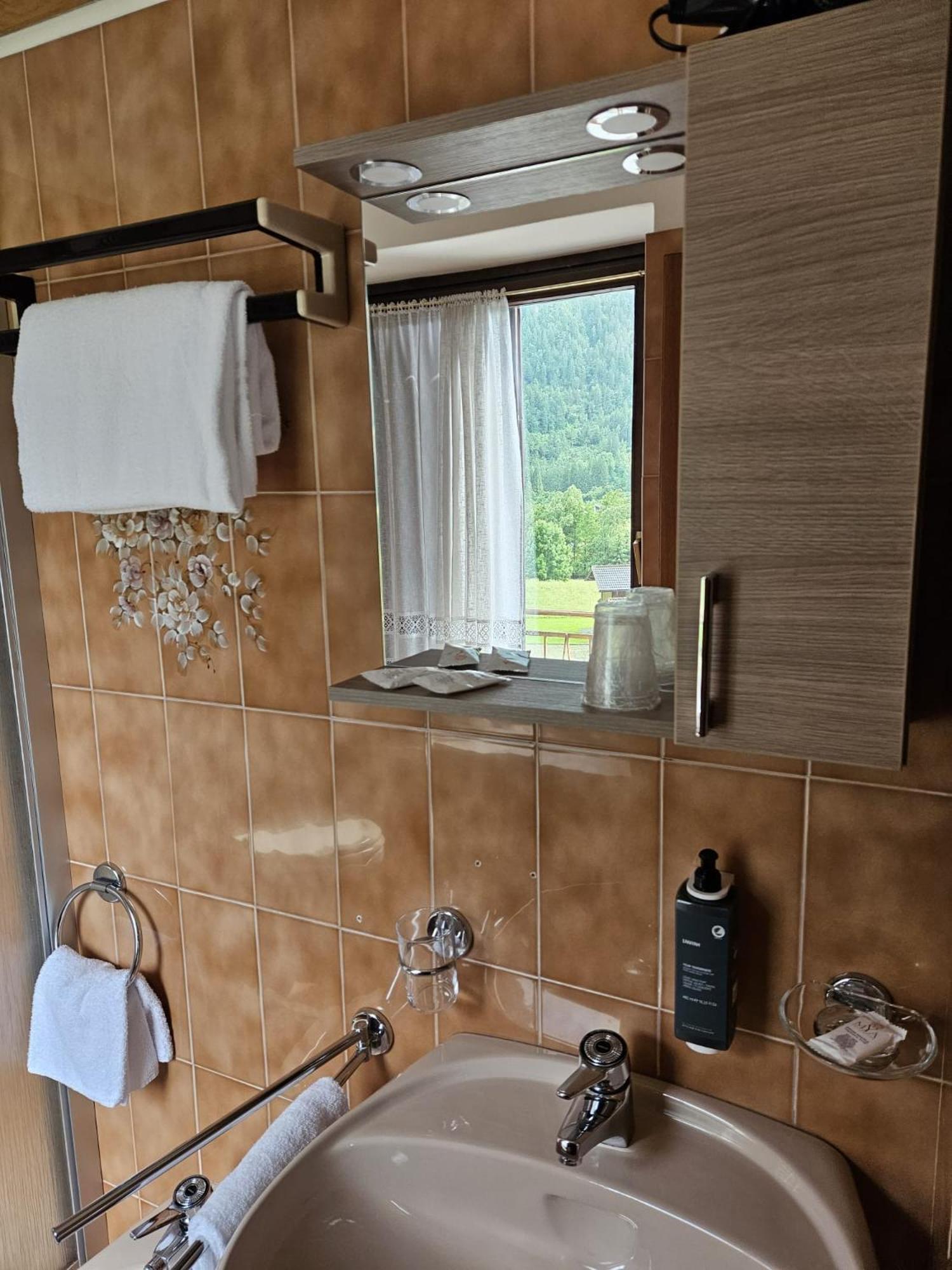 Hotel Miravalle Imer ภายนอก รูปภาพ